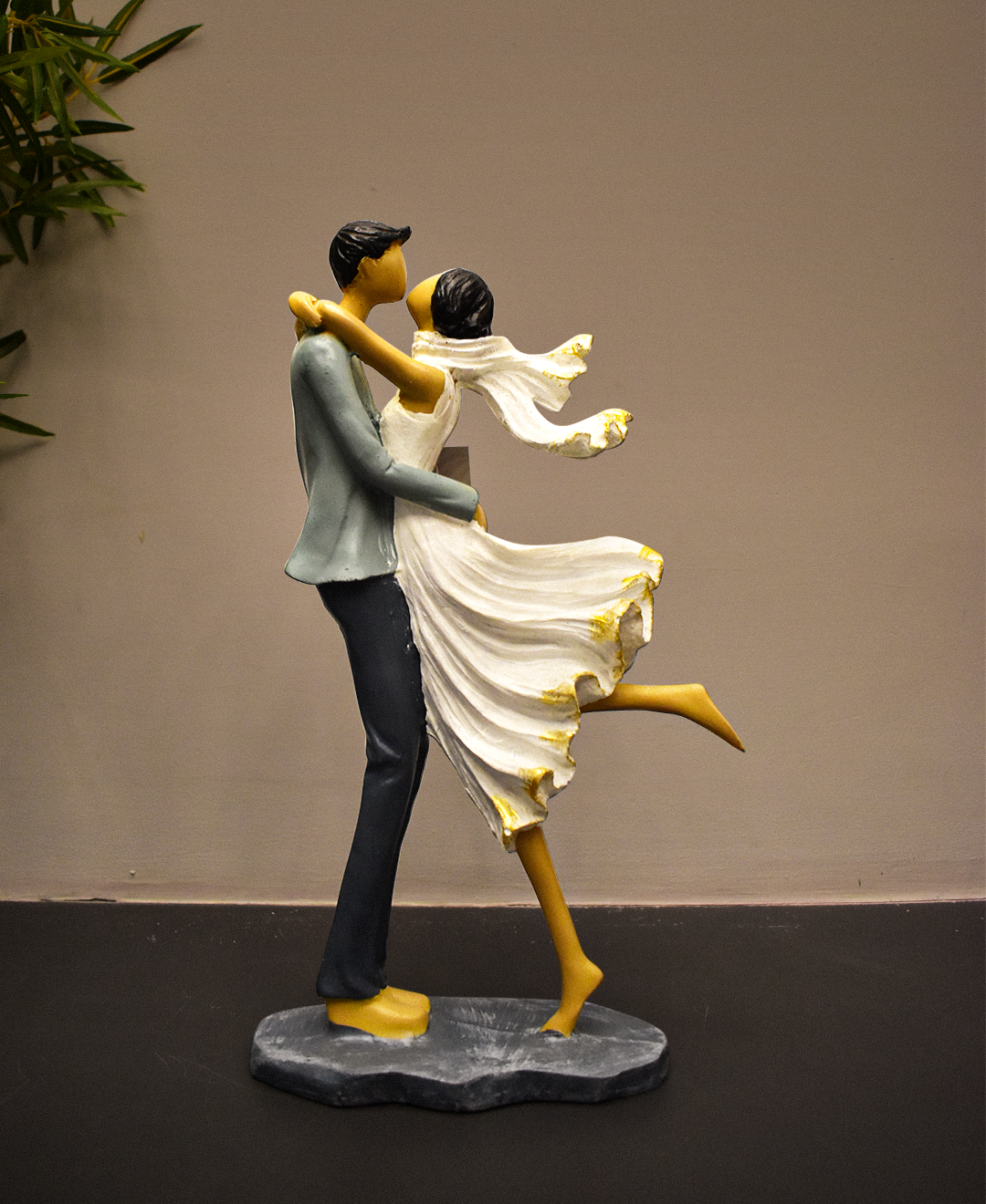 Kissing Couple